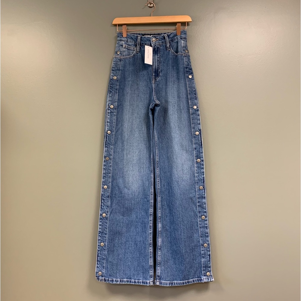 NWT Social Tourist Highest Rise Side Snap Extreme Baggy Jeans Medium Wash Denim - Picture 7 of 16